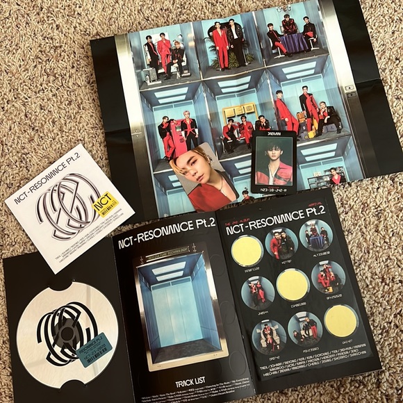 NCT U ALBUM BUNDLE - Picture 4 of 5